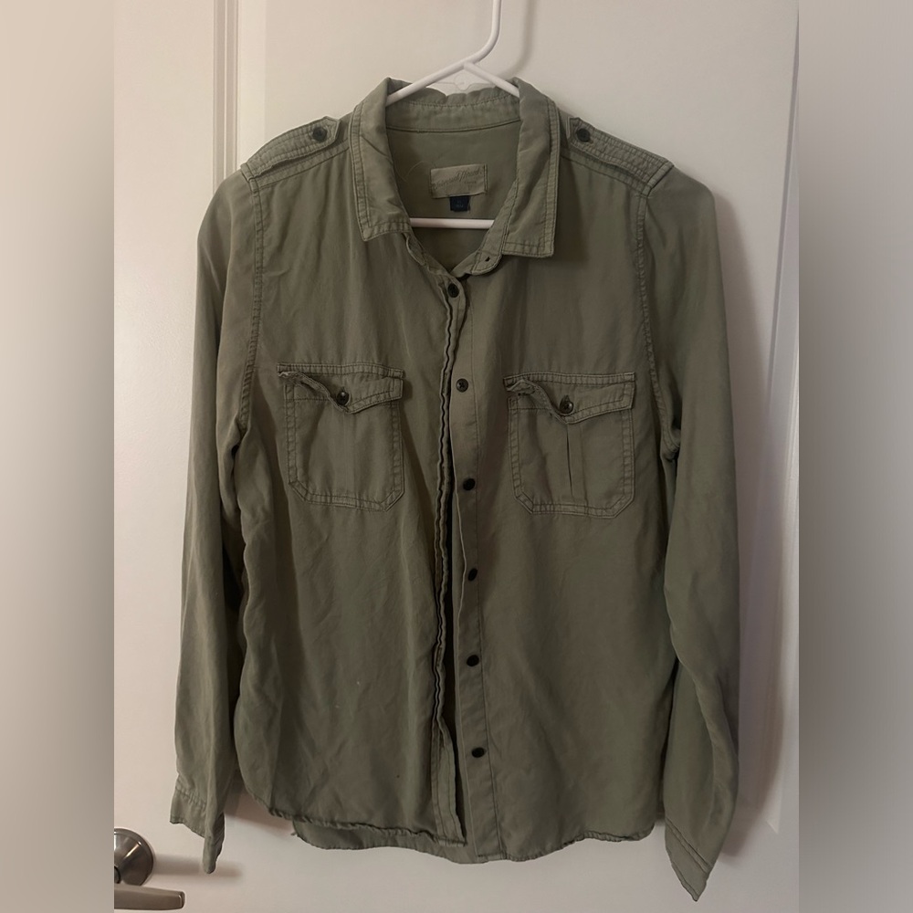 Universal thread extra small shirt